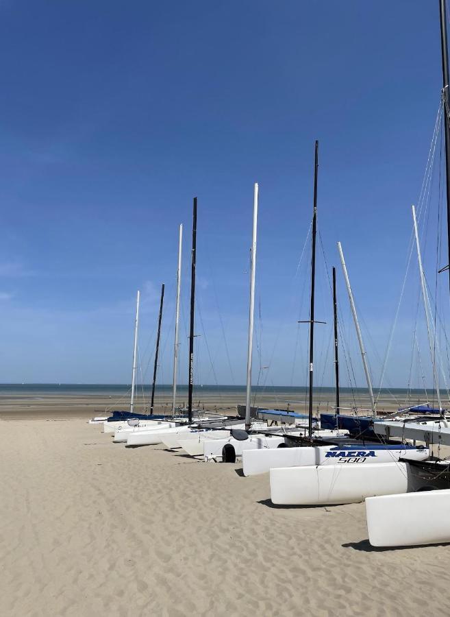 Moderne Studio Aan Het Strand In Oostduinkerke-Bad Koksijde Zewnętrze zdjęcie